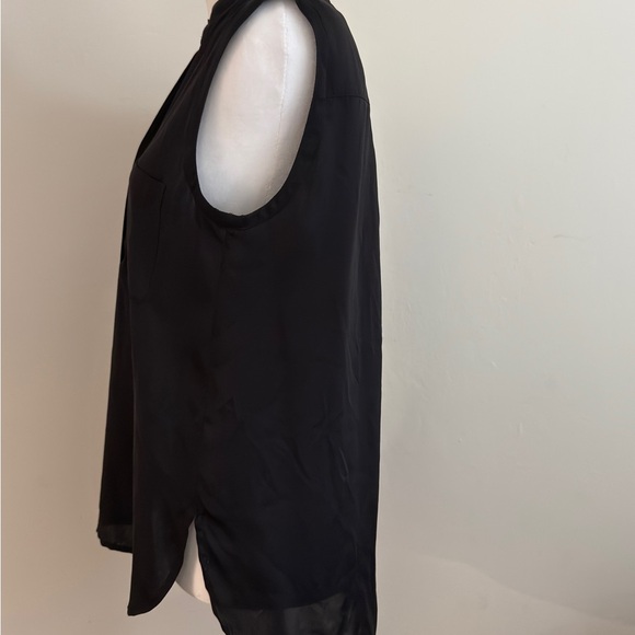 Vince Silk Black Sleeveless Blouse Size Small.  $34 - Picture 3 of 7